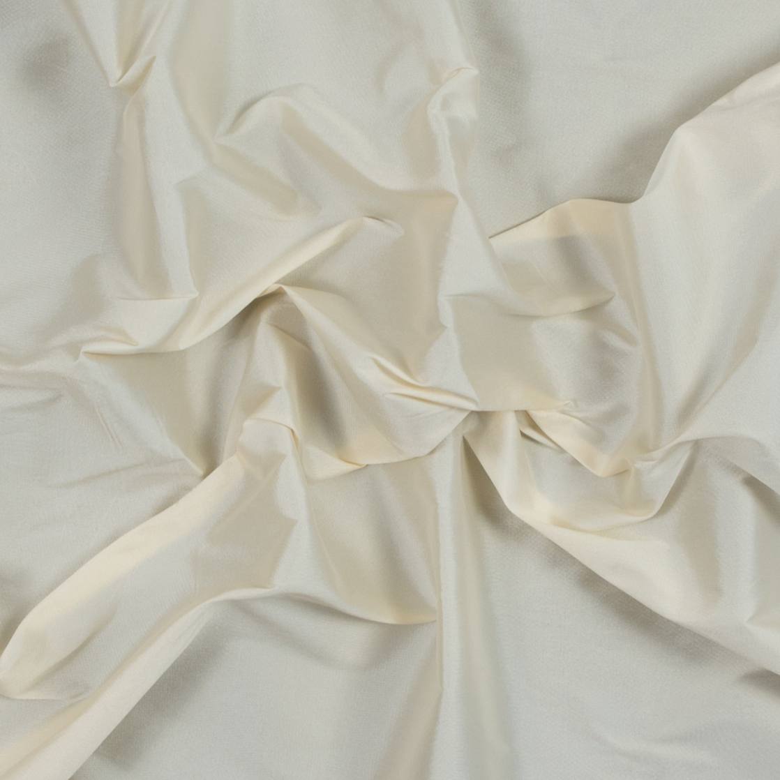 Big Ivory Silk Taffeta Bow