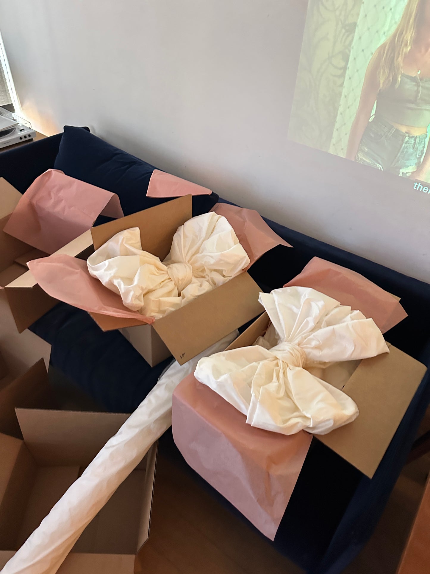 Big Ivory Silk Taffeta Bow